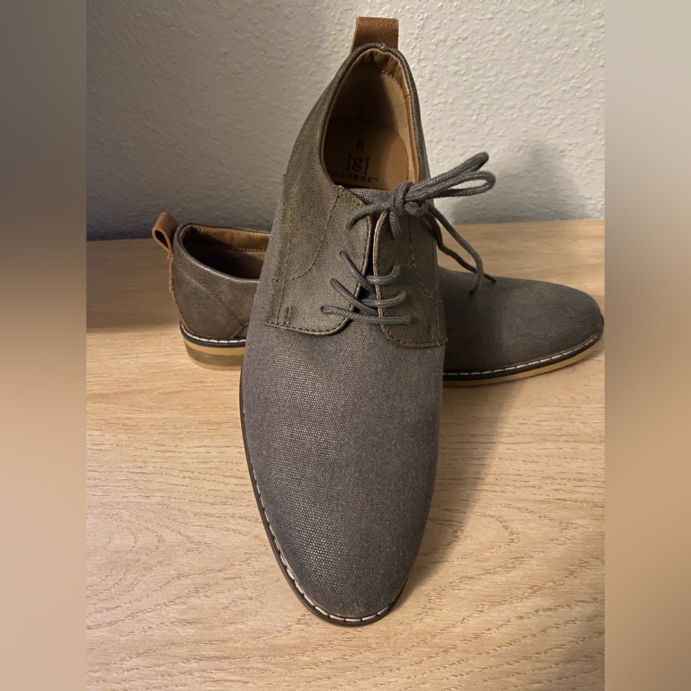 Men’s Dress Shoes - Like New